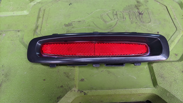 Відбивач бампера заднього правий 924803E050XX HYUNDAI