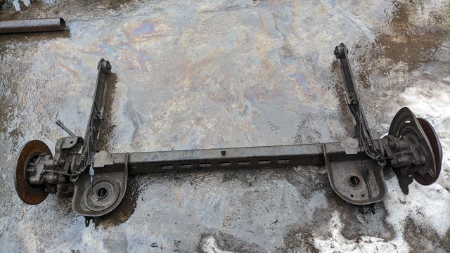 Механізм управління задньої осі Opel Vivaro A