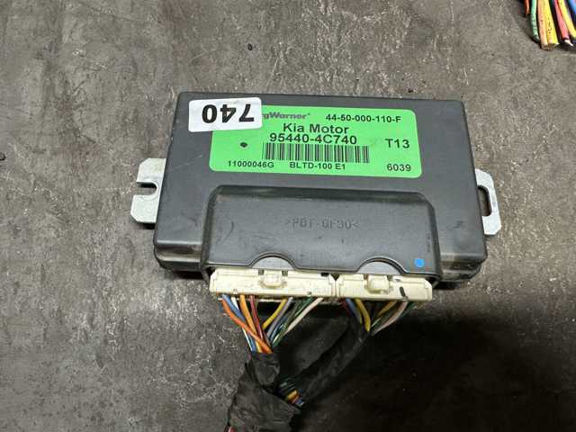 Модуль керування роздавальної коробкою 954404C740 HYUNDAI