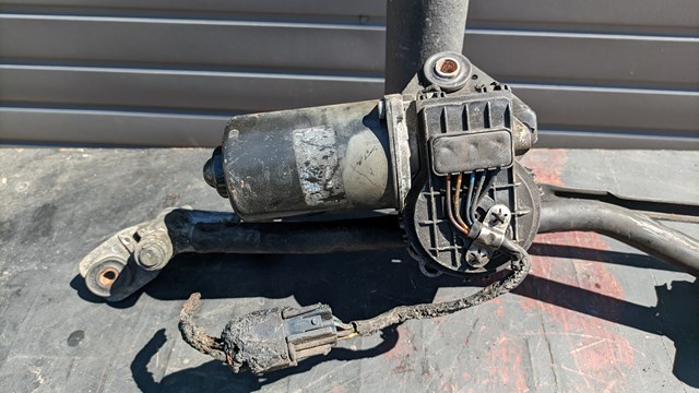 Мотор склоочисника передній 981100X000 HYUNDAI