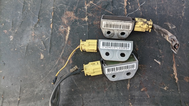 Датчик AIRBAG передній 98581EM01A NISSAN