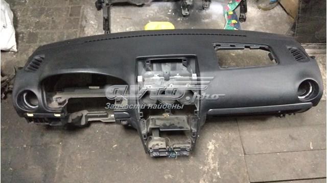Передня панель GJ6R6035002 MAZDA