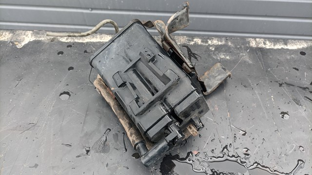 Адсорбер парів палива MR464469 MITSUBISHI