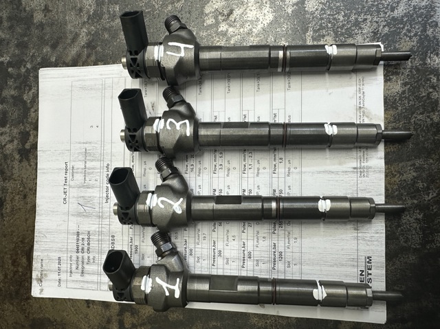 Форсунка інжектора 0445110369 VAG