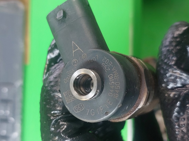 Форсунка паливна 16450RMAE02 HONDA