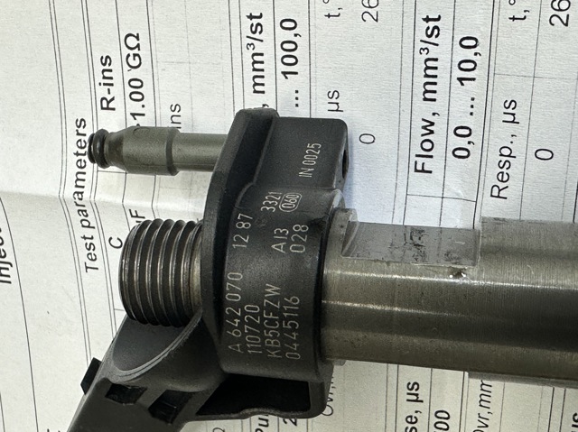 Форсунки електромагнітні A6420701287 MERCEDES