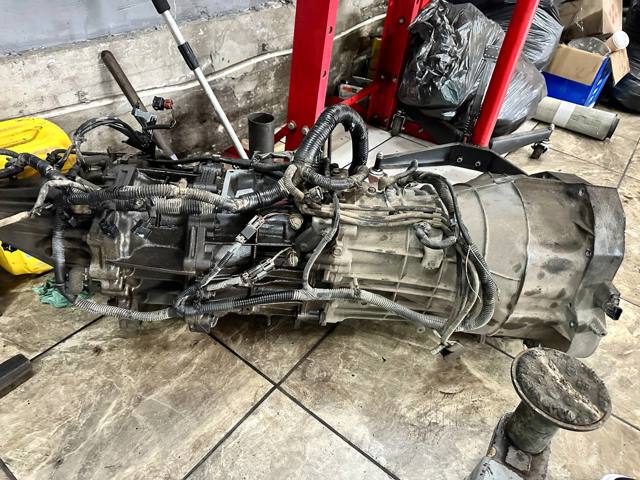Коробка швидкостей механіка 32010EB510 NISSAN