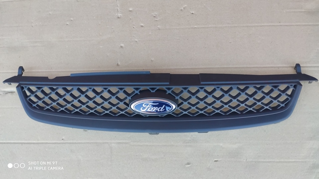 Решітка радіатора 1373755 FORD