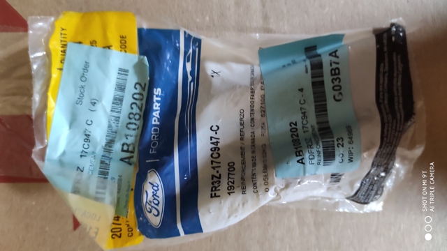 Кріплення бампера FR3Z17C947C FORD