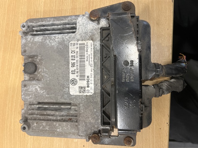 ЕБУ 03L906018CK VAG