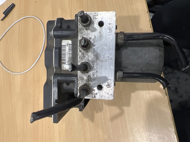 Блок керування АБС (ABS) 47660BR00C NISSAN