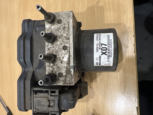 Гідроблок АБС 589102P970 HYUNDAI