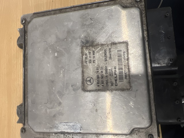 Мізки двигуна A6519007401 MERCEDES