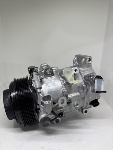 Насос кондиціонера 8832007110 DENSO