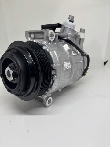 Компресор системи кондиціювання A0008305502 DENSO