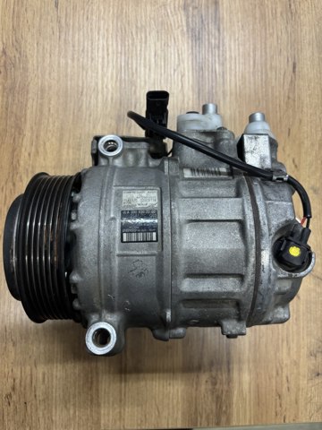 Компресор холодоагенту A0008307200 MERCEDES