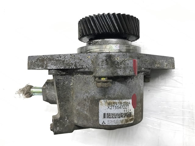 Насос вакуумний 1339680 FORD