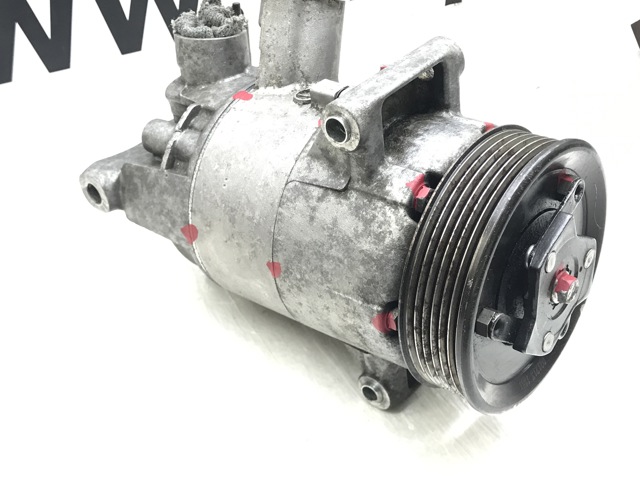 Компресор кондиціонера 5K0820803A VAG