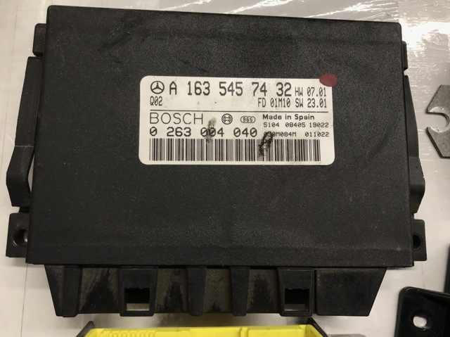 Модуль (блок ЕБУ) управління парктроніком A1635457432 MERCEDES