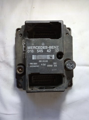 Блок двигуна 0185454232 MERCEDES