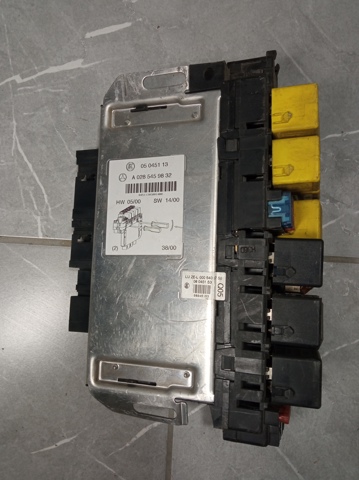 Коробка запобіжників 0285459832 MERCEDES
