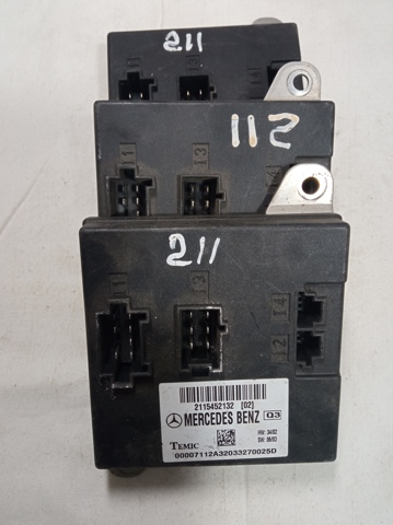 Блок управління сигналами SAM 2115452132 MERCEDES