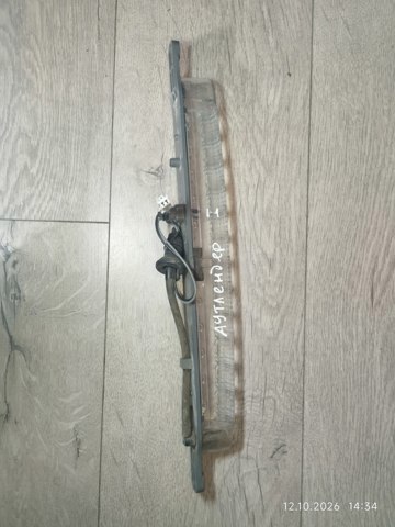 Додаткові задні стопи 8334A003 MITSUBISHI
