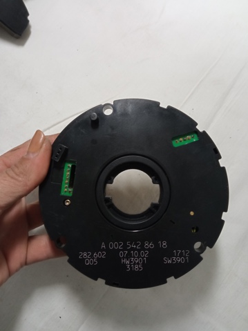 Датчик кута повороту кермового колеса A0025428618 MERCEDES