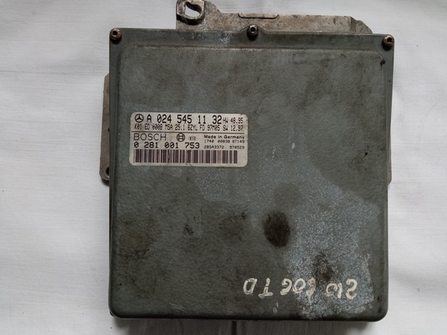 Блок двигуна A0245451132 MERCEDES
