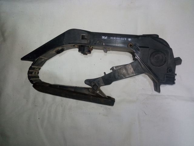 Педаль газу (акселератора) A2033000504 MERCEDES
