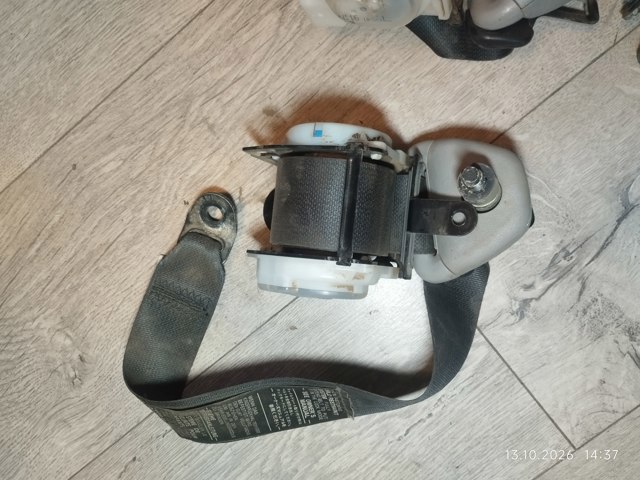 Пасок безпеки задній лівий MN124412HC MITSUBISHI
