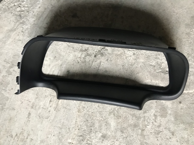 7700823035 Renault (RVI)