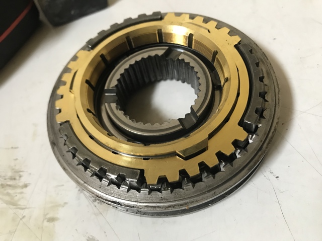 7701471583 Renault (RVI)