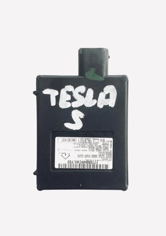 Блок управління системою відкривання воріт гаража 100537100A TESLA