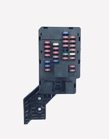 Коробка запобіжників 1067003569 GEELY
