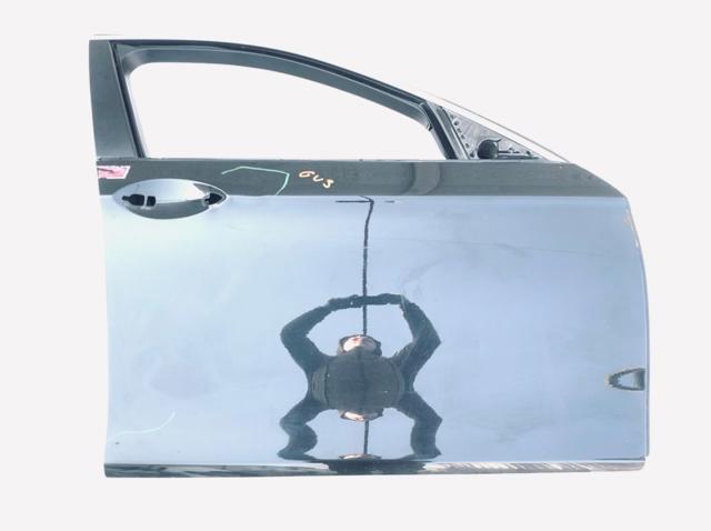 Дверка передня права 41009628754 BMW