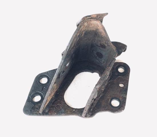 Кронштейн задньої балки 55430JD000 NISSAN