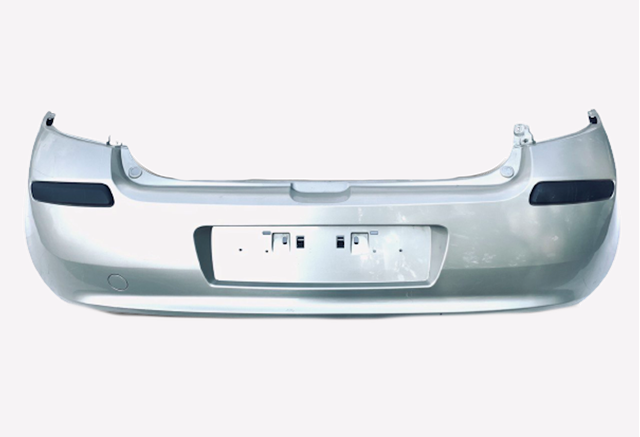 Кожух бампера заднього 8200402320 RENAULT