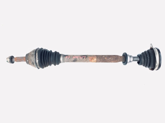 Піввісь передня ліва 8201235822 RENAULT