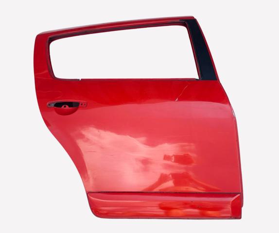 Двері задні в зборі 821006948R RENAULT