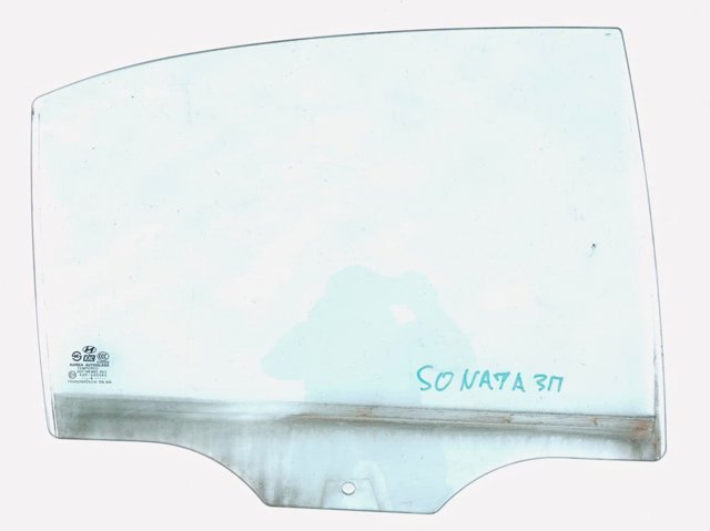 Вікно задніх дверей 834213K000 HYUNDAI