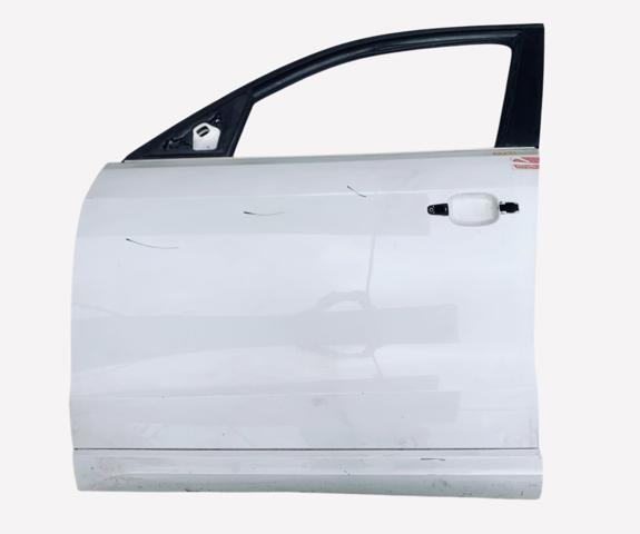 Водійські двері 8R0831051E VAG