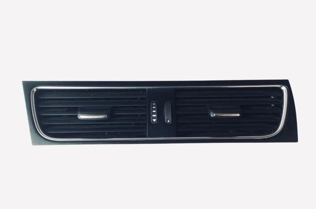 Решітка повітроводу 8T1820951C VAG
