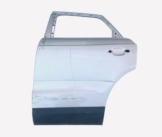 Двері задні в зборі 8U0833052B VAG