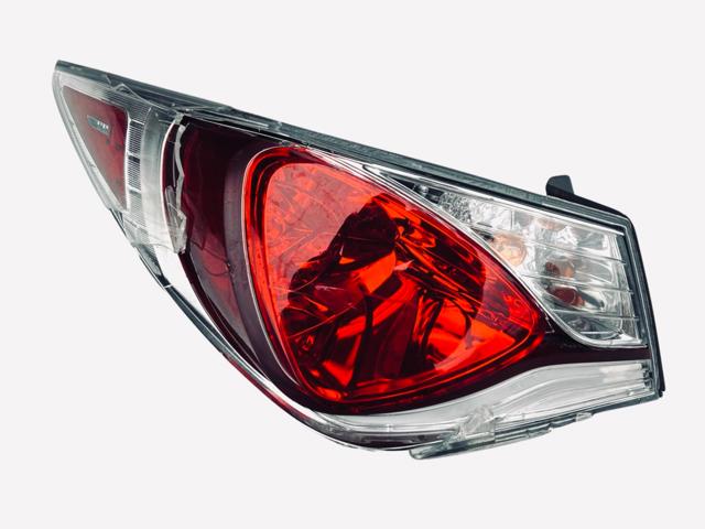 Задня ліва зовнішня фара 924014R050 HYUNDAI