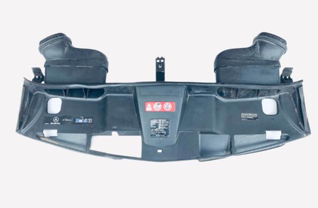 Накладка верхня передній панелі / супорта радіатора A2125000255 MERCEDES