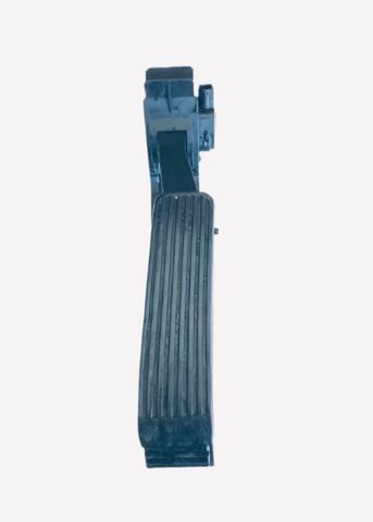 Педаль газу (акселератора) A2213000104 MERCEDES
