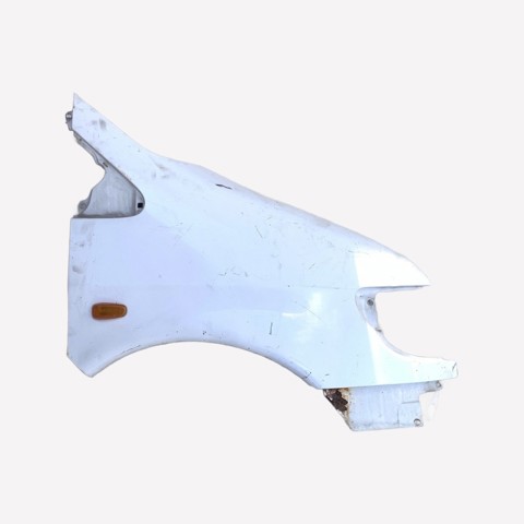 Переднє праве крило A6388801206 MERCEDES