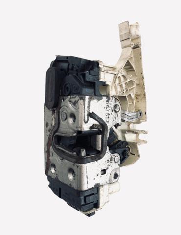 Замок задньої правої двостулкової двері A9067401035 MERCEDES