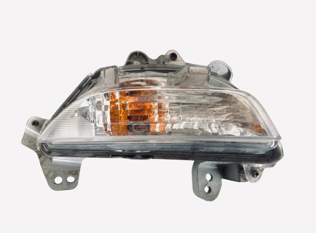Вказівник повороту правий B45A51350 MAZDA